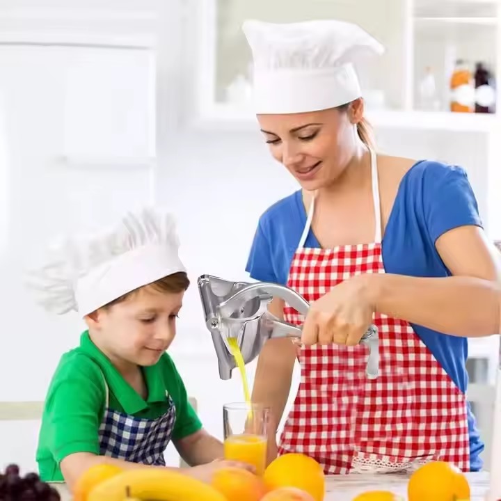Multifunctional High Quality Premium Manual Fruit Juicer